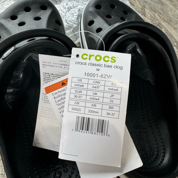 Brand New CROCS Bayaband Clog Slip-On Sandals - Black and White(M4/W6/EU36-37) - Picture 4 of 5